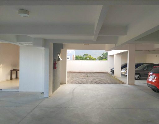 Monte-Carlo_Foto-garagem_03